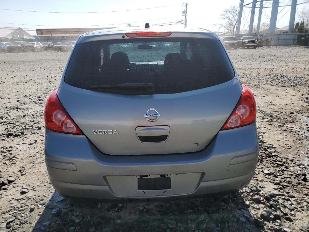 Lot #2397286891 2010 NISSAN VERSA S