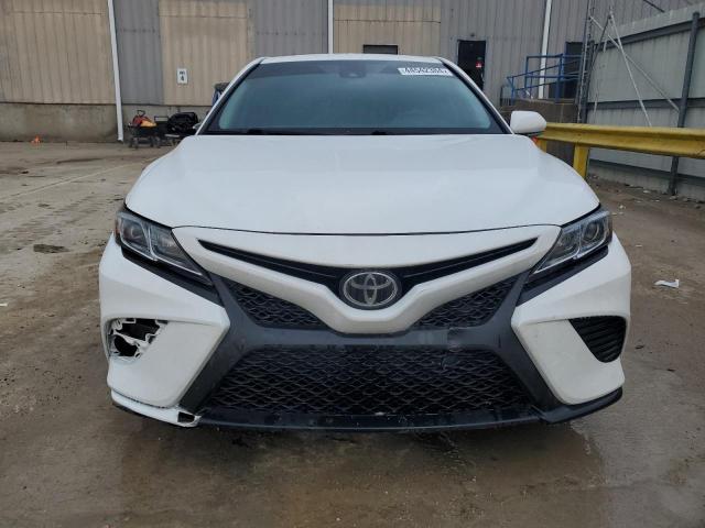 VIN 4T1B11HK2KU685093 2019 Toyota Camry, L no.5