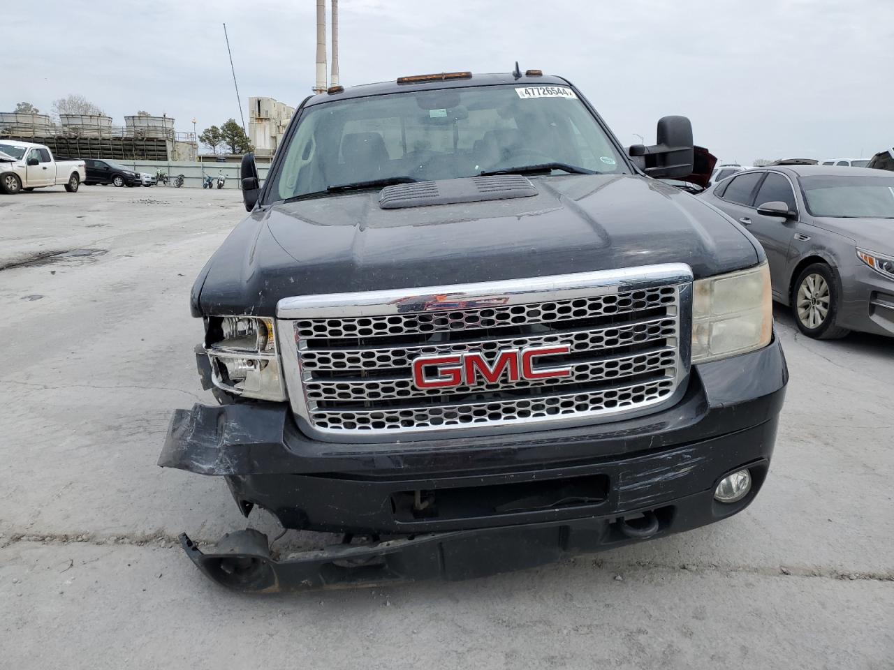 2012 GMC Sierra K3500 Denali vin: 1GT426C83CF103849