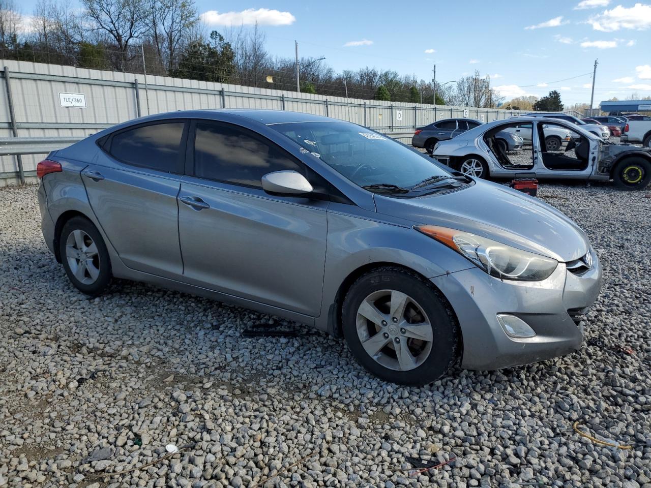 2013 Hyundai Elantra Gls vin: KMHDH4AE7DU931827