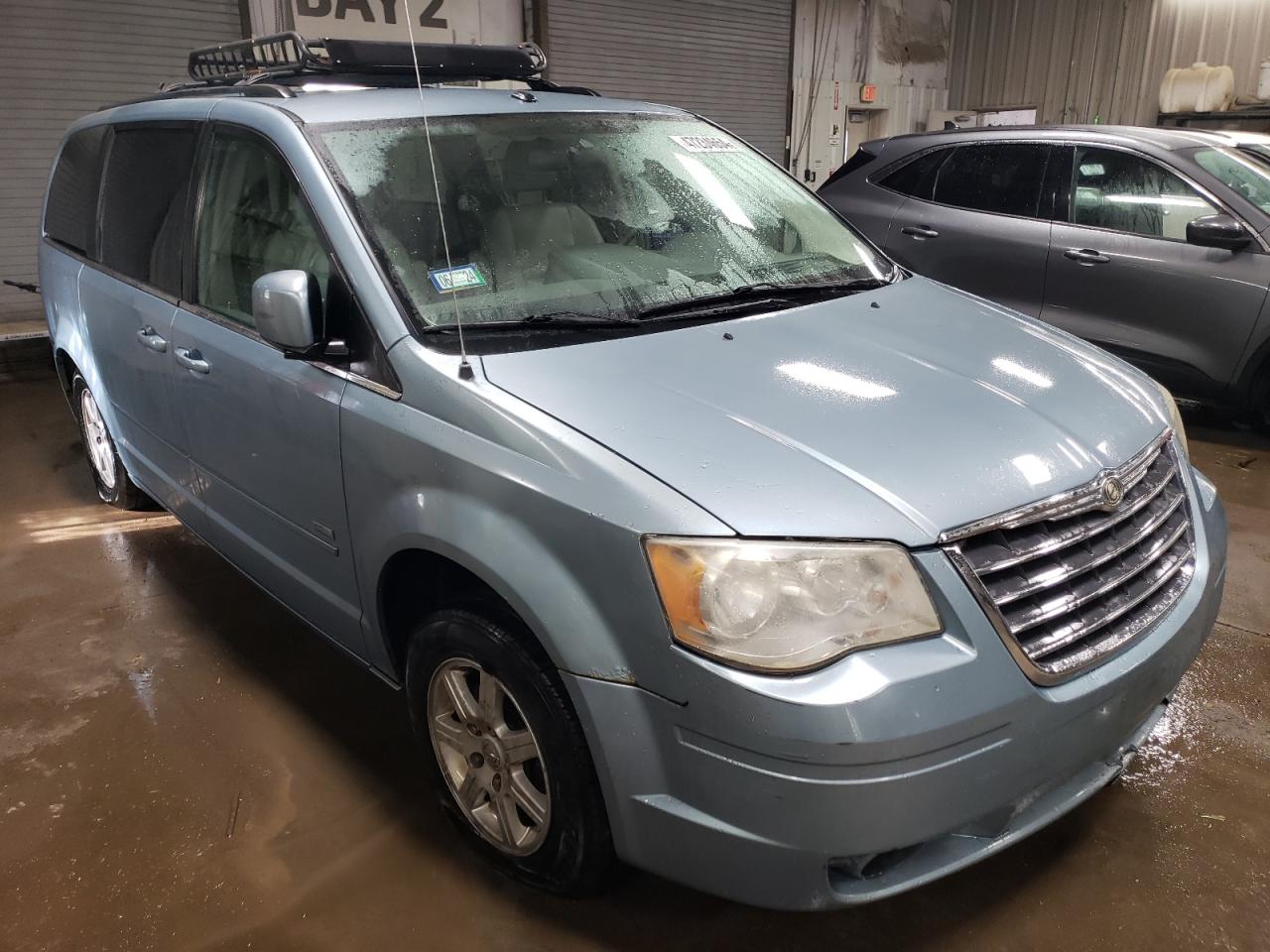 2A8HR54P98R711946 2008 Chrysler Town & Country Touring