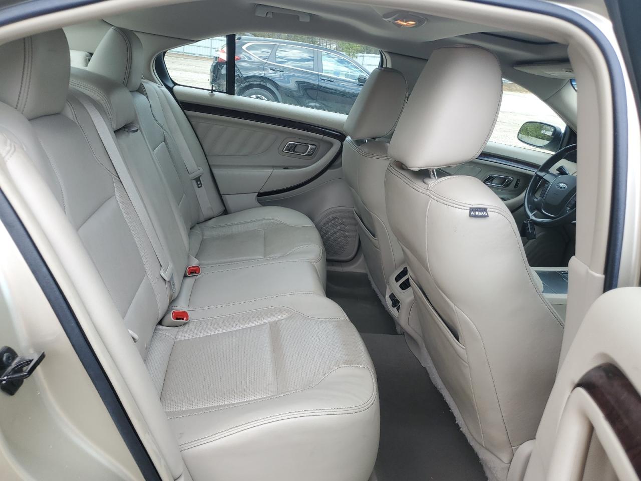 1FAHP2FWXAG138679 2010 Ford Taurus Limited