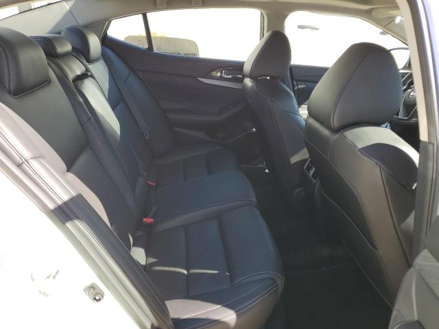 2017 Nissan Maxima - Image 10