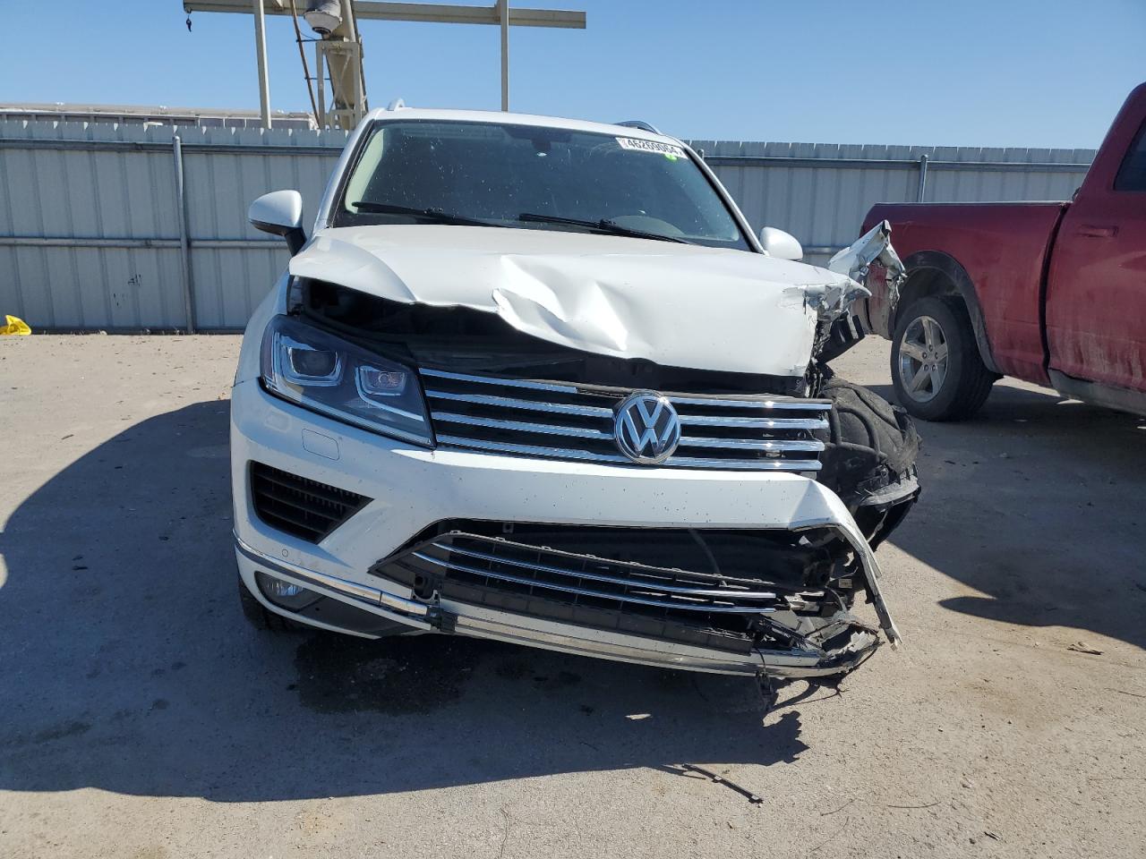 2016 Volkswagen Touareg Tdi vin: WVGEP9BP5GD001983