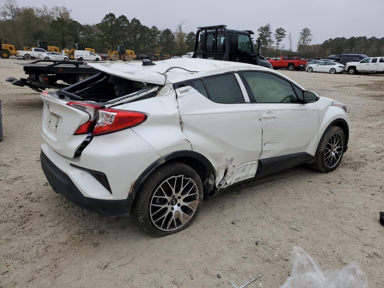JTNKHMBX7M1118660 TOYOTA C-HR 2021
