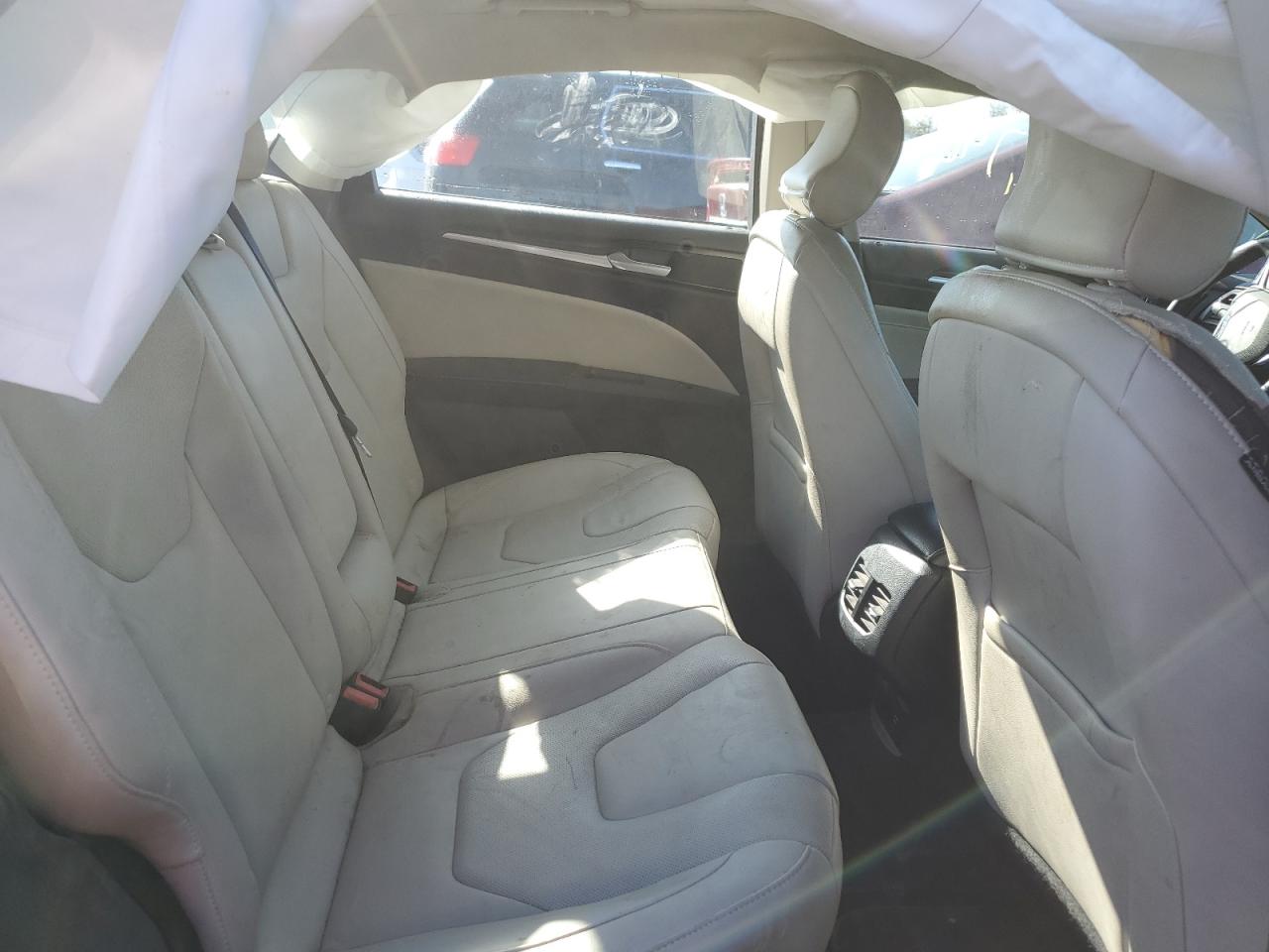 3FA6P0RU1JR152338 FORD FUSION 2018