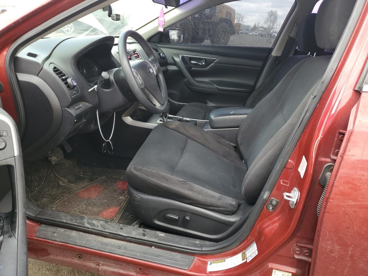 2015 Nissan Altima 2.5 vin: 1N4AL3AP2FC299660