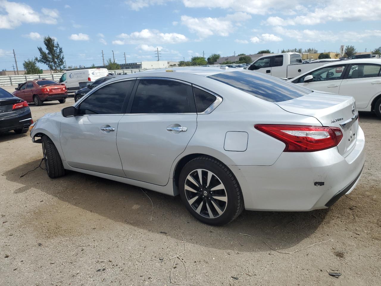 1N4AL3AP3JC208646 NISSAN ALTIMA 2018