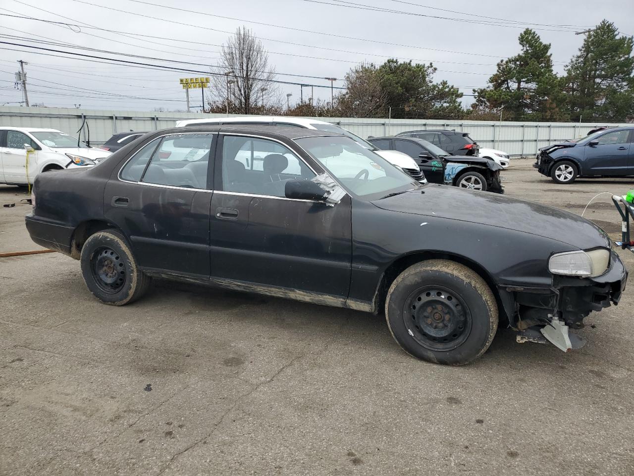 JT2SK11E7N0076141 1992 Toyota Camry Dlx