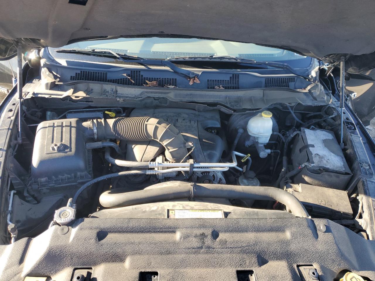 1D7RV1GT4BS503915 2011 Dodge Ram 1500