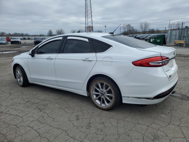 VIN 3FA6P0H7XHR113205 2017 Ford Fusion, SE no.2