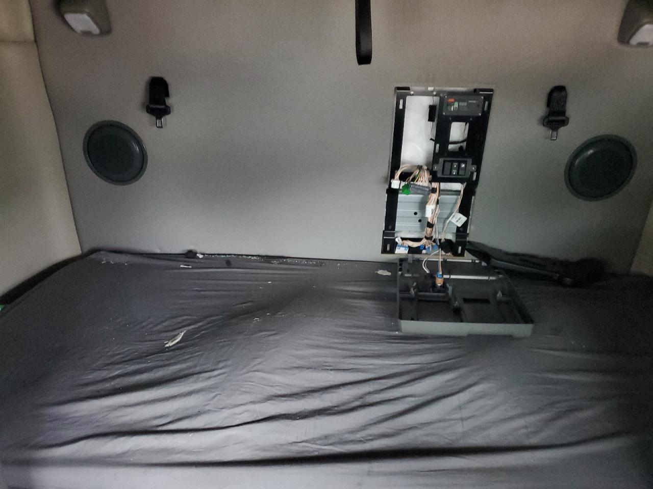 4V4NC9EH5RN625885 2024 Volvo Vn Vnl