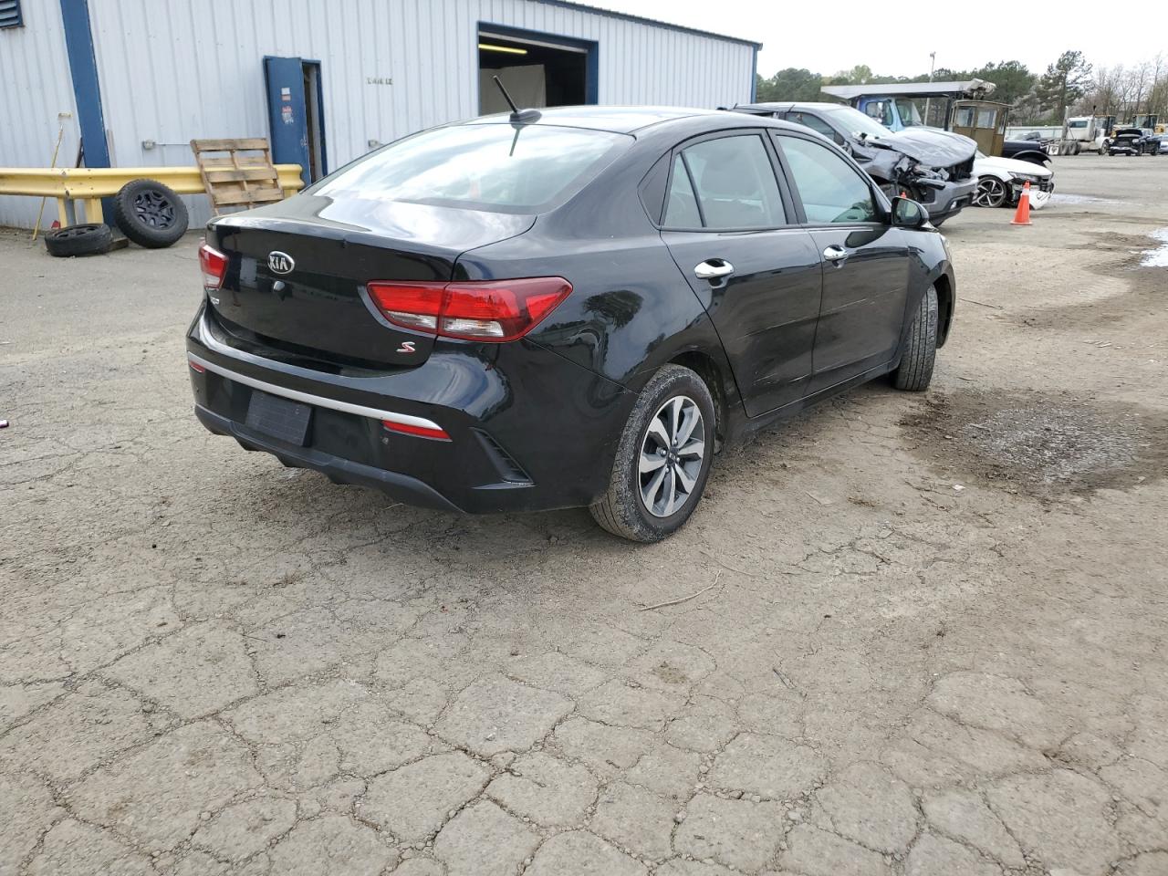 3KPA24AD2ME406642 KIA RIO 2021