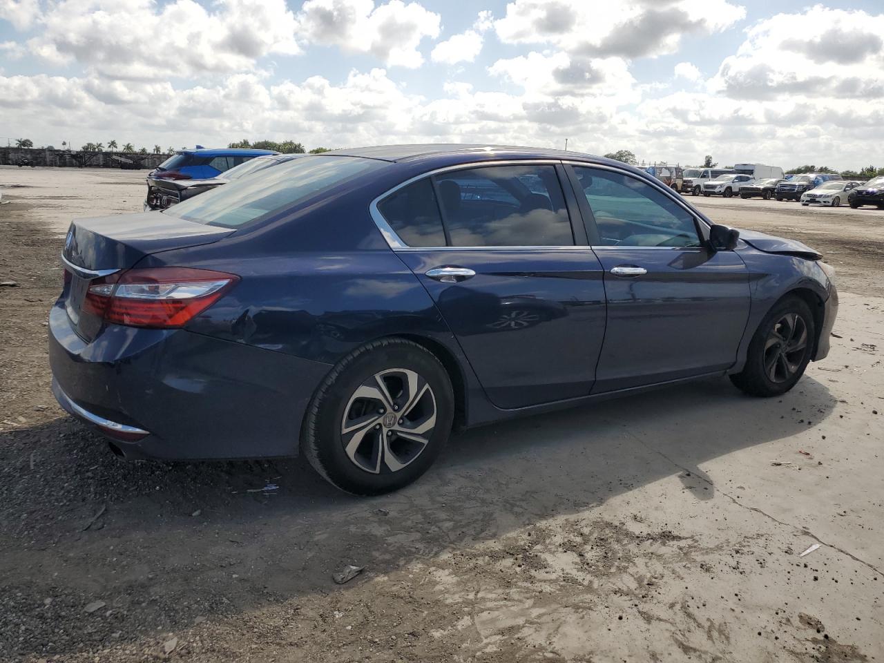 1HGCR2F39HA278404 HONDA ACCORD 2017