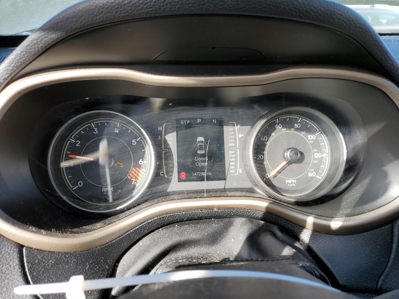 1C4PJLAB6FW677718 2015 Jeep Cherokee Sport