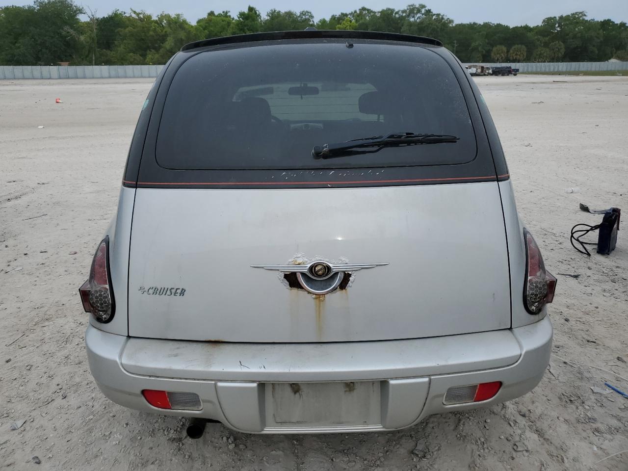 3A4GY5F9XAT215166 2010 Chrysler Pt Cruiser