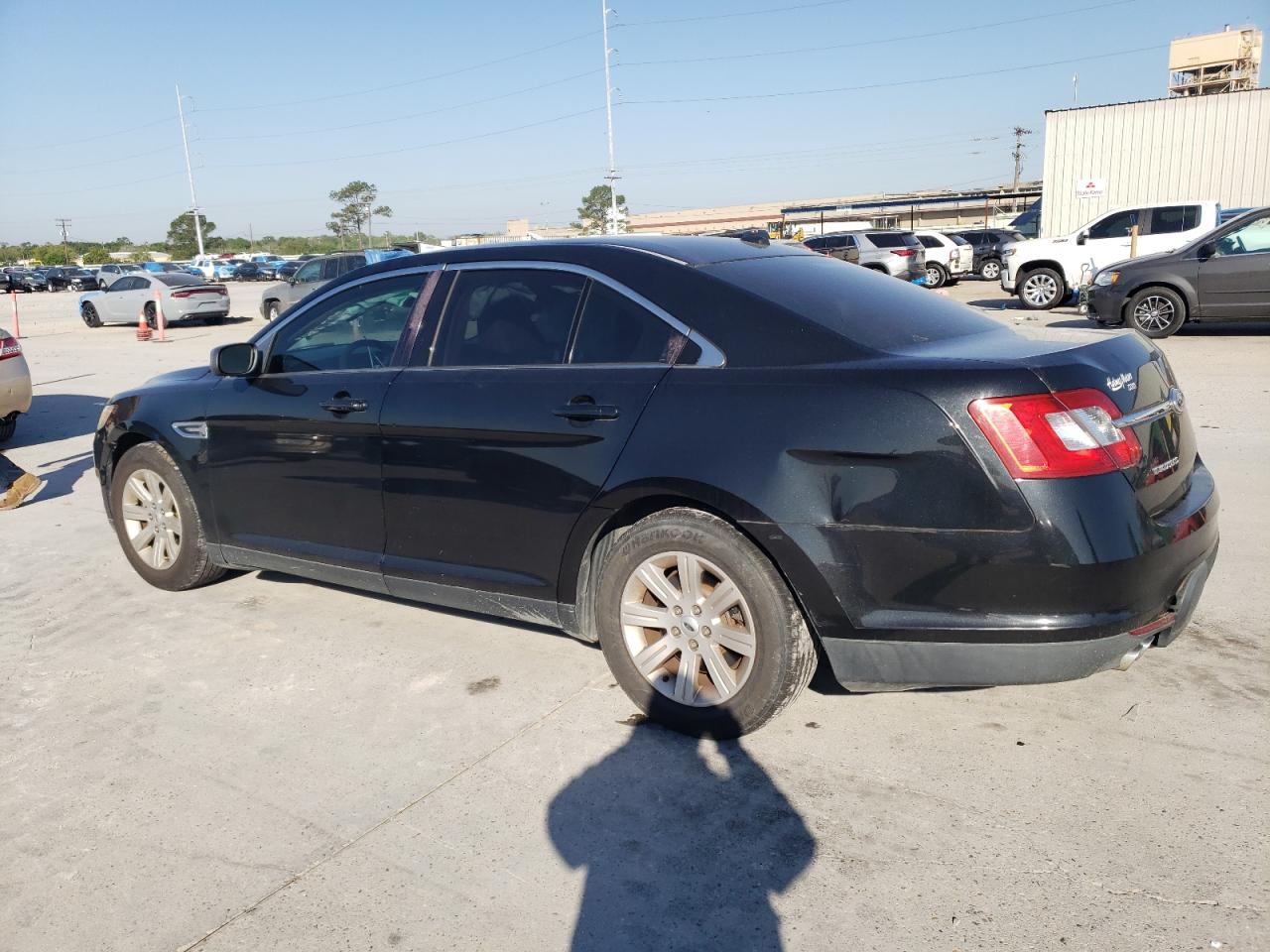 1FAHP2DW7CG136264 2012 Ford Taurus Se