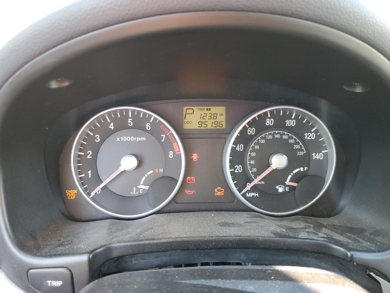 KMHCN46C76U046736 2006 Hyundai Accent Gls