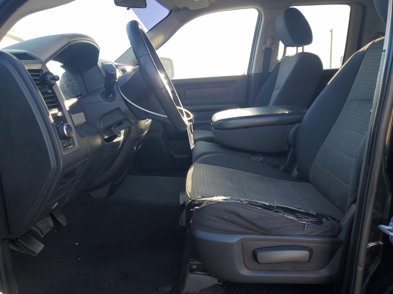 1D7RV1GT4BS503915 2011 Dodge Ram 1500