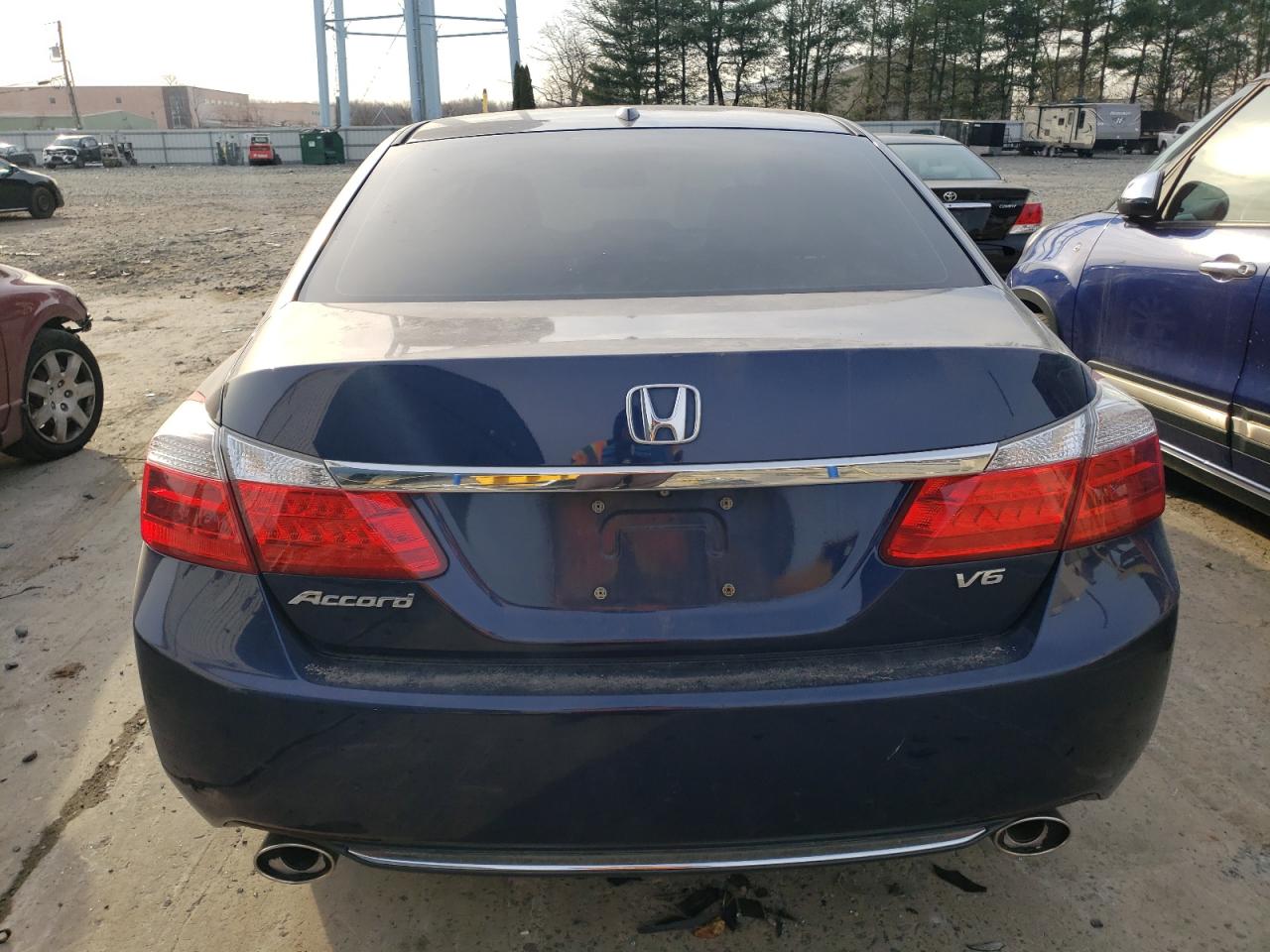 1HGCR3F89EA025452 2014 Honda Accord Exl