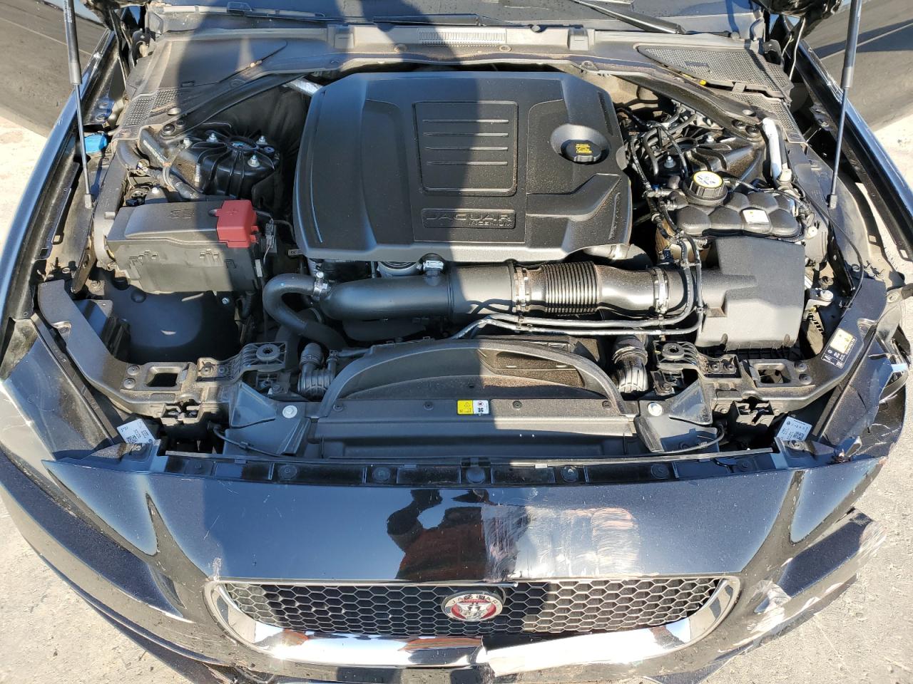 SAJAR4FX3JCP36437 2018 Jaguar Xe