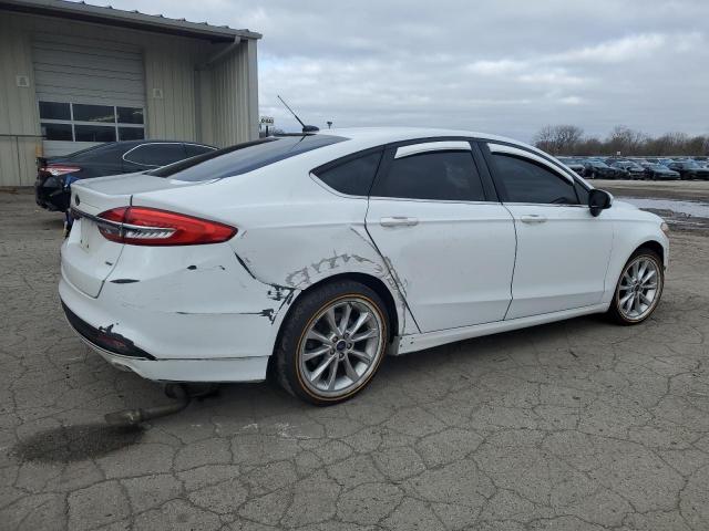 VIN 3FA6P0H7XHR113205 2017 Ford Fusion, SE no.3