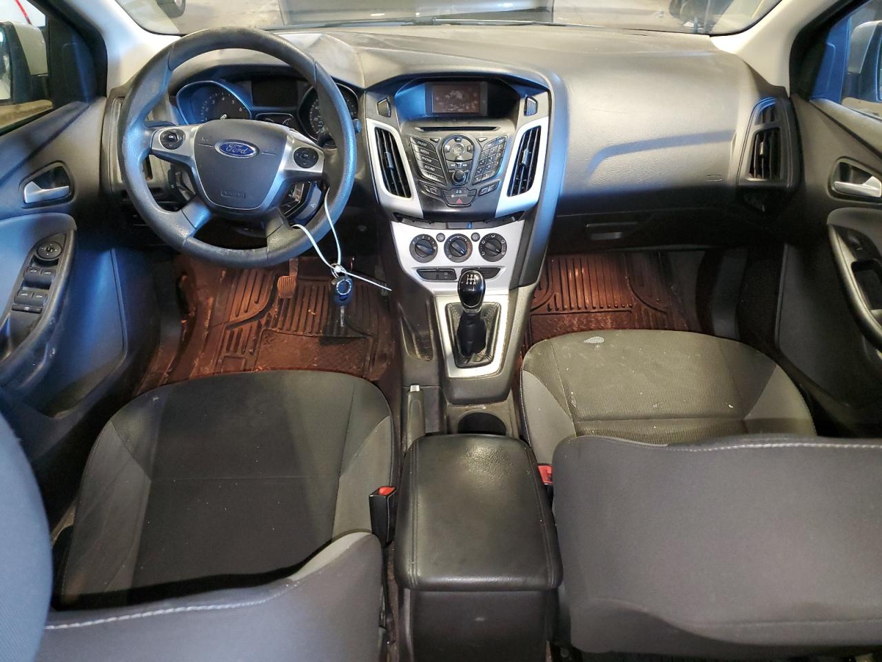 1FADP3F20DL350195 2013 Ford Focus Se