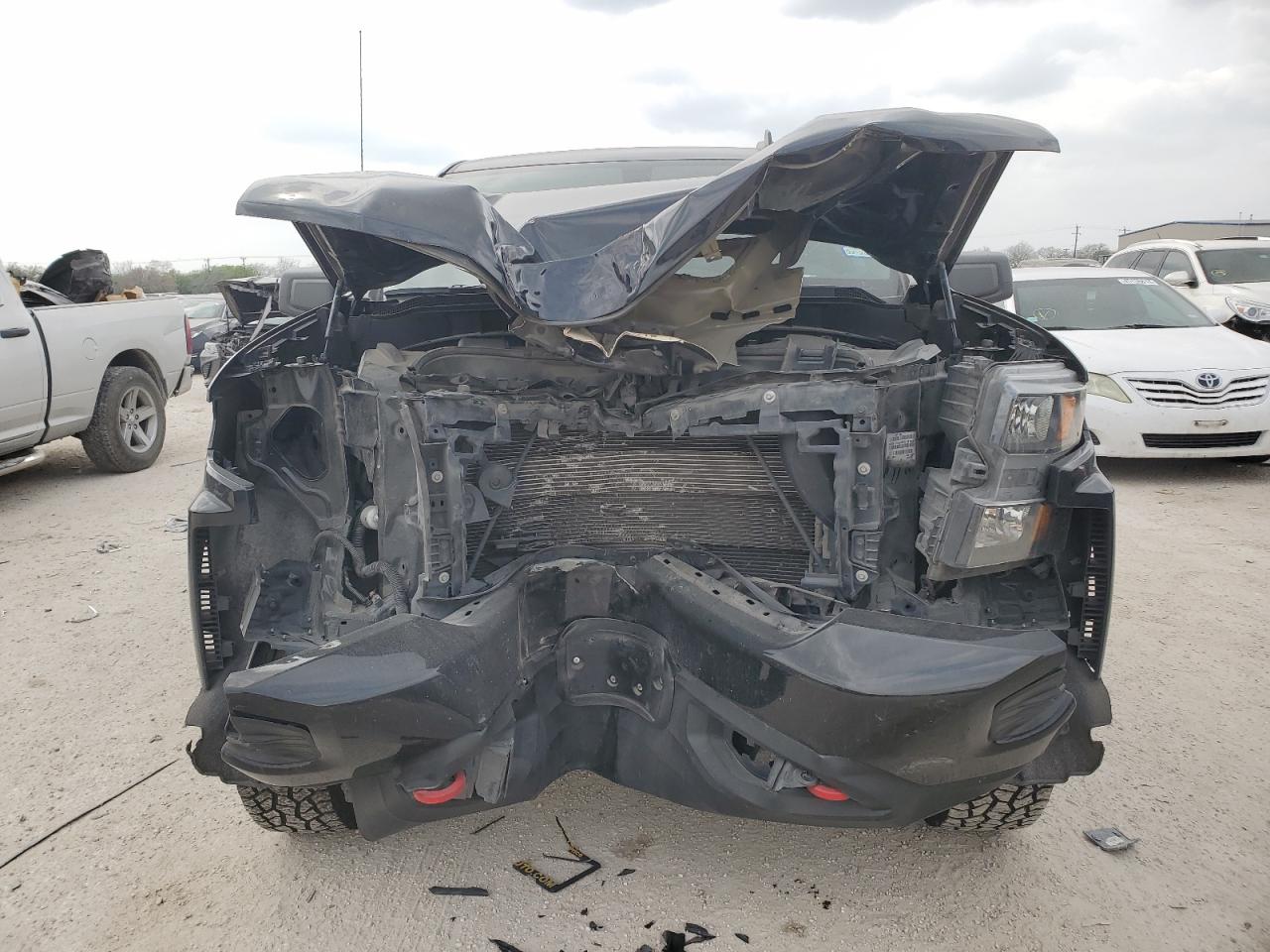 1GCPYCEF2MZ231232 CHEVROLET ALL Models 2021