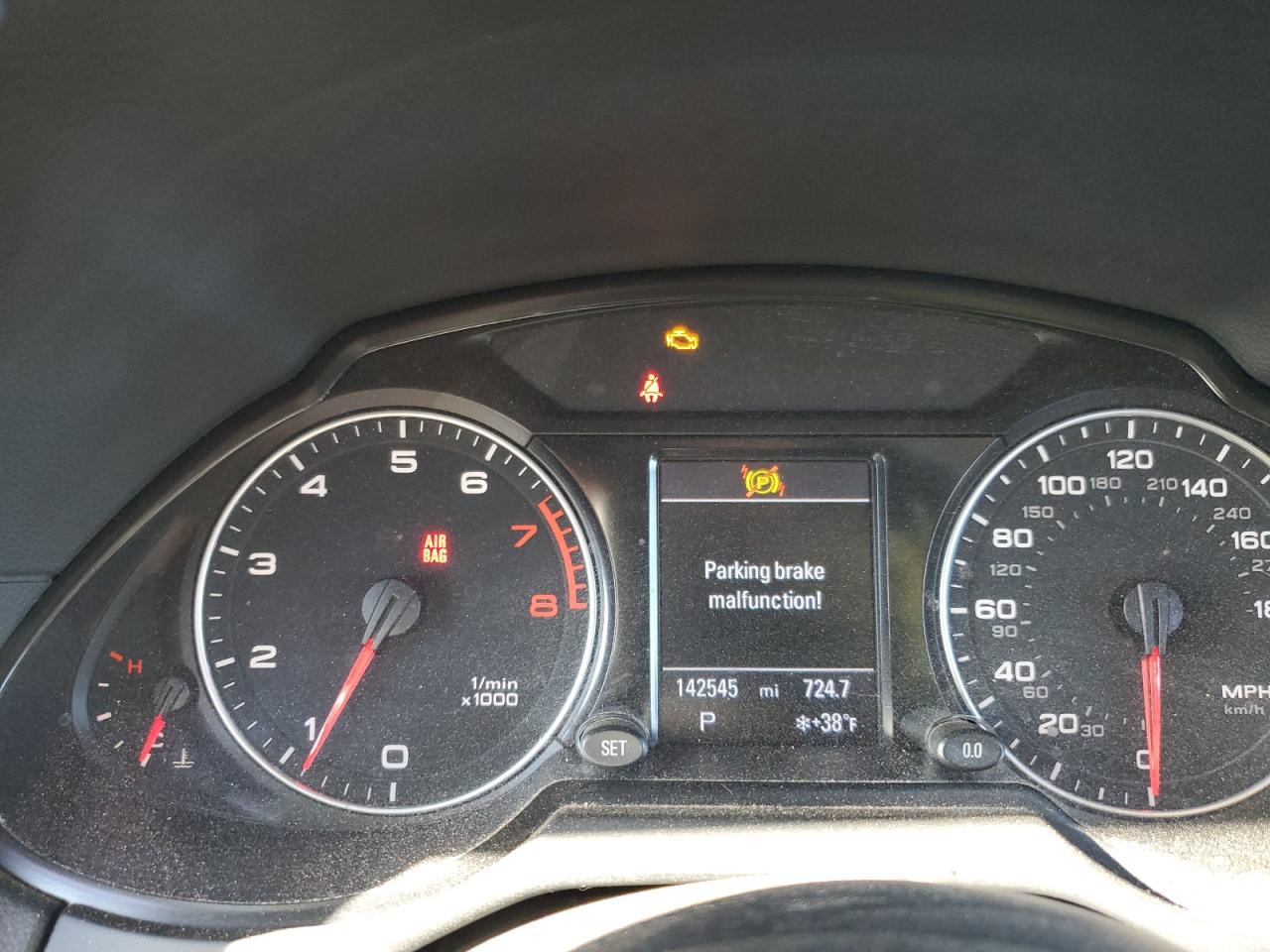 WA1DKAFP4BA052986 2011 Audi Q5 Premium Plus