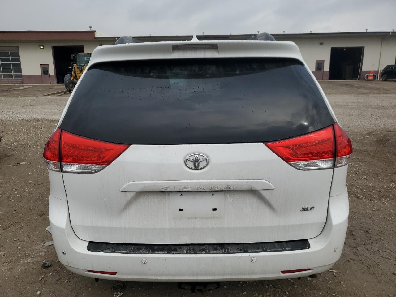 5TDYK3DC2DS294426 2013 Toyota Sienna Xle