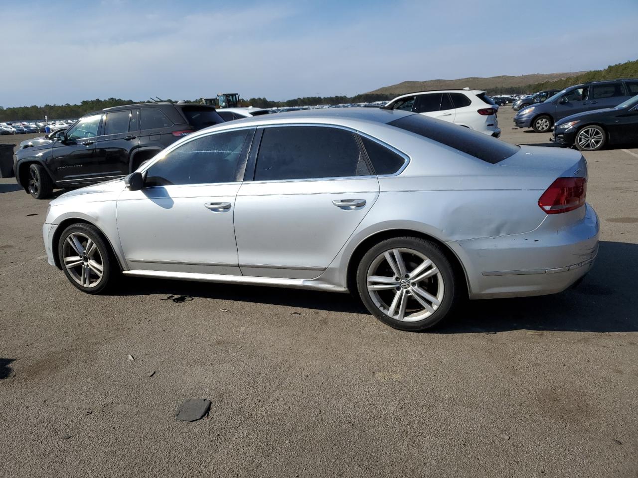 1VWCS7A35EC015427 2014 Volkswagen Passat Sel