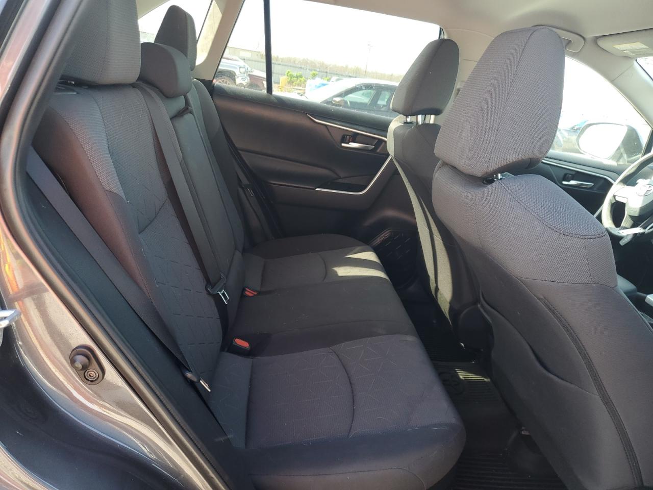 2T3RWRFV7LW085304 2020 Toyota Rav4 Xle