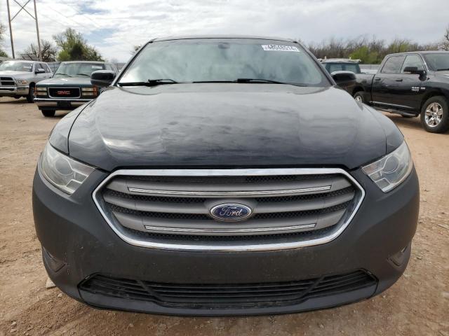 Sedans FORD TAURUS 2016 Czarny
