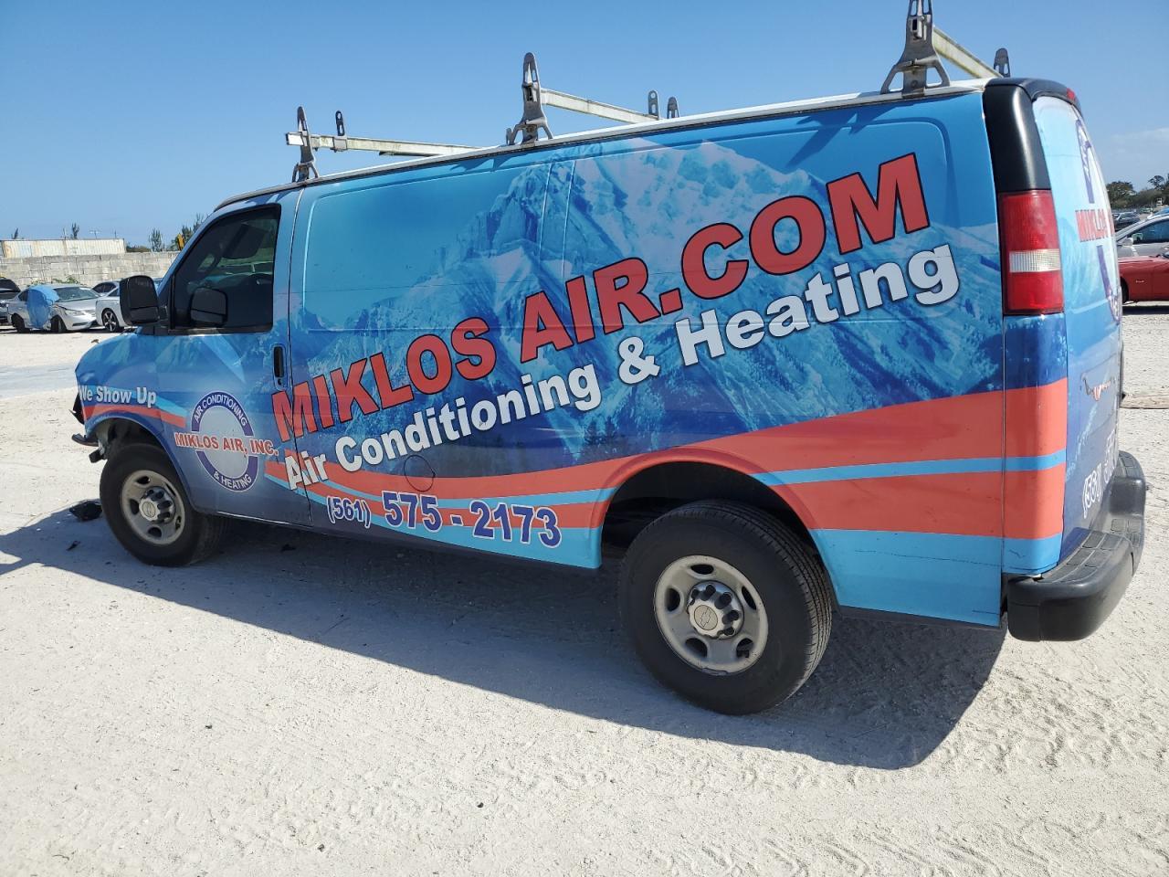 VIN: 1GCWGAFF2H1120475 2017 CHEVROLET EXPRESS
