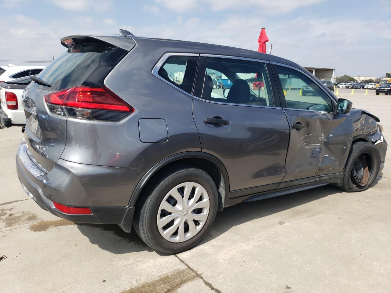 5N1AT2MT1HC872835 NISSAN ROGUE 2017