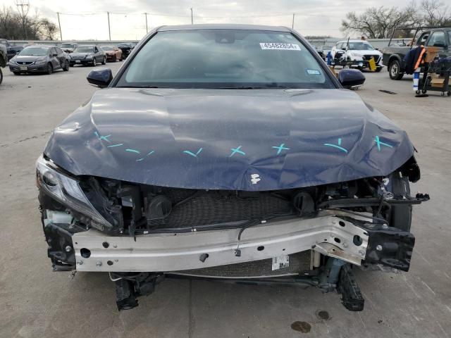Lot #2443462888 2022 TOYOTA CAMRY XSE salvage car