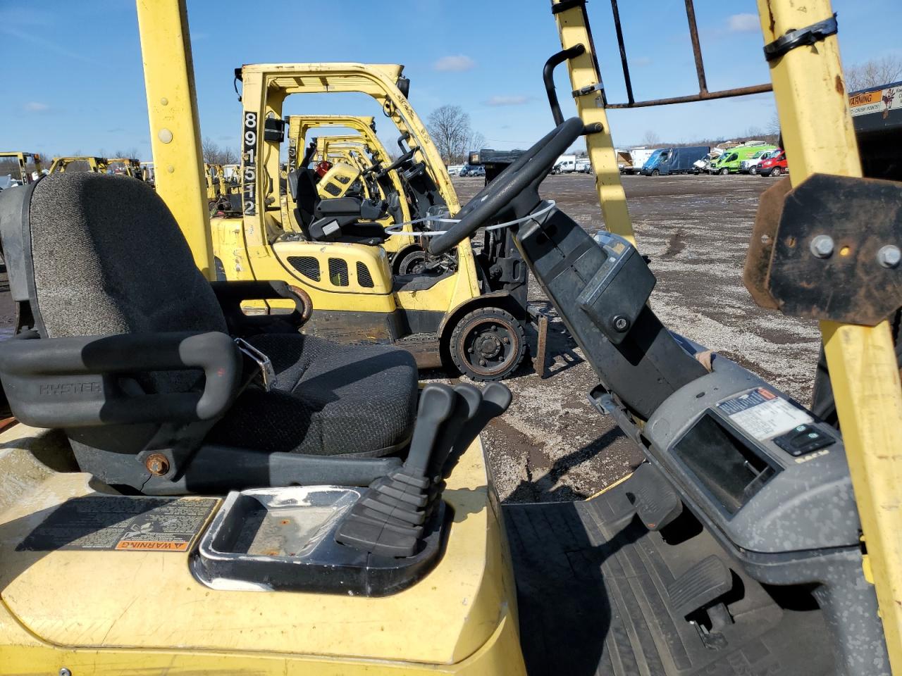 Lot #2411658212 2004 HYST FORKLIFT