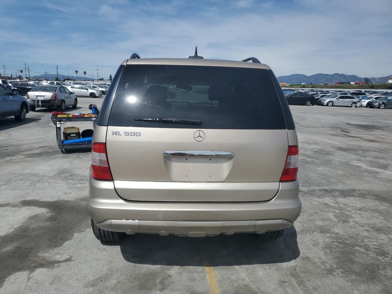 4JGAB75E42A300340 2002 Mercedes-Benz Ml 500