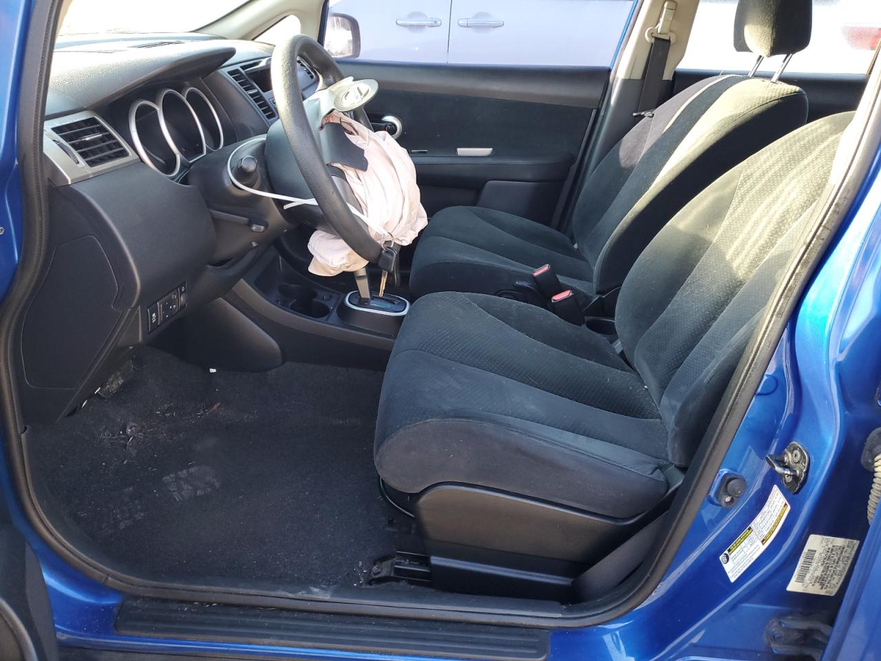 3N1BC1CPXBL507561 2011 Nissan Versa S