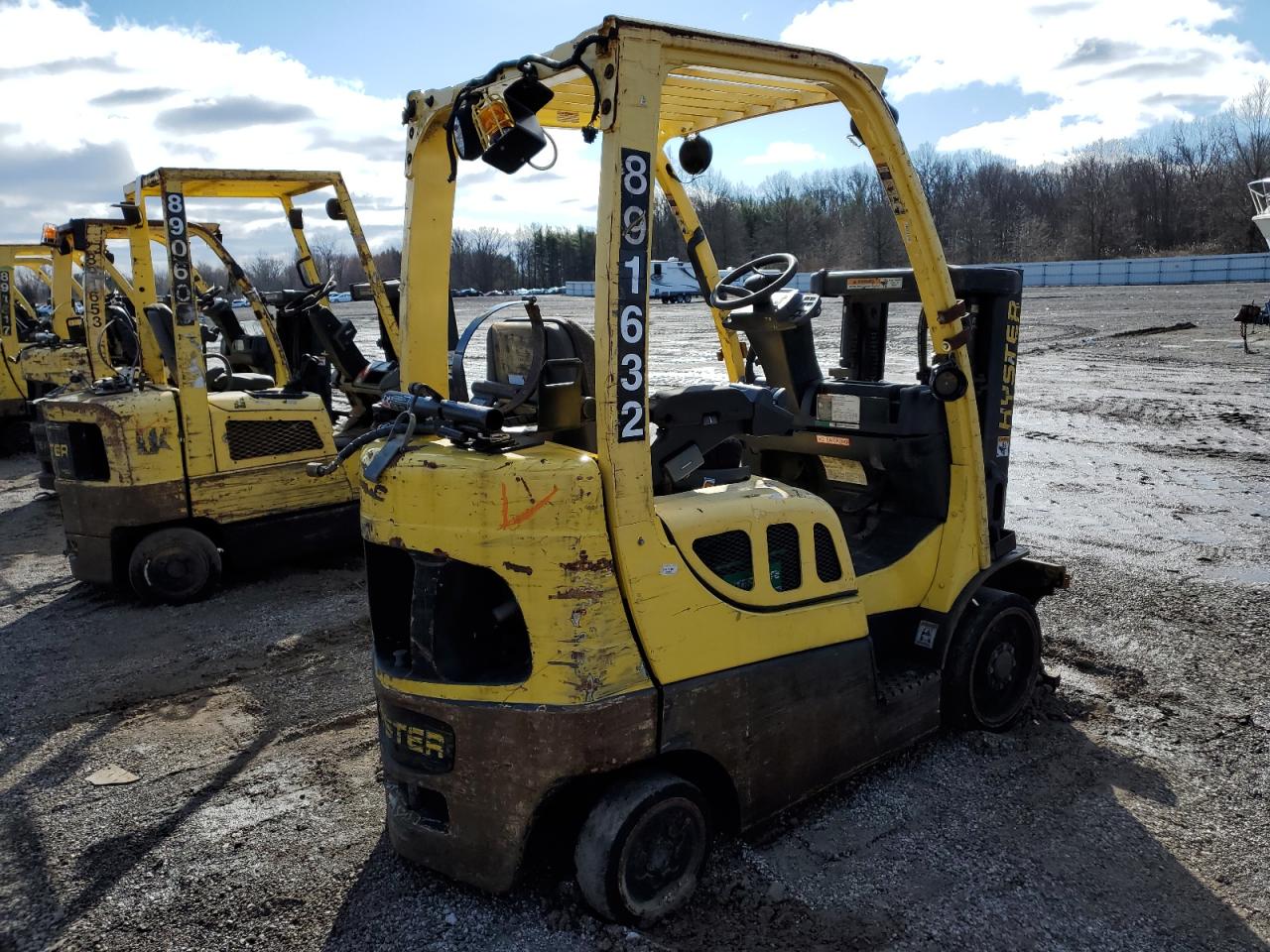 Lot #2411871903 2006 HYST FORKLIFT