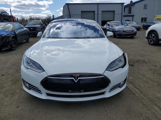  TESLA MODEL S 2015 Белый