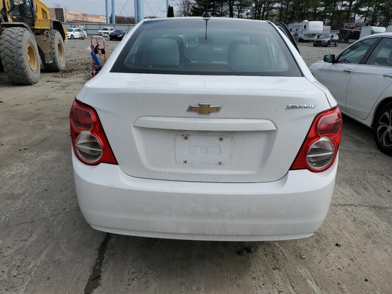 1G1JA5SG8G4102781 2016 Chevrolet Sonic Ls