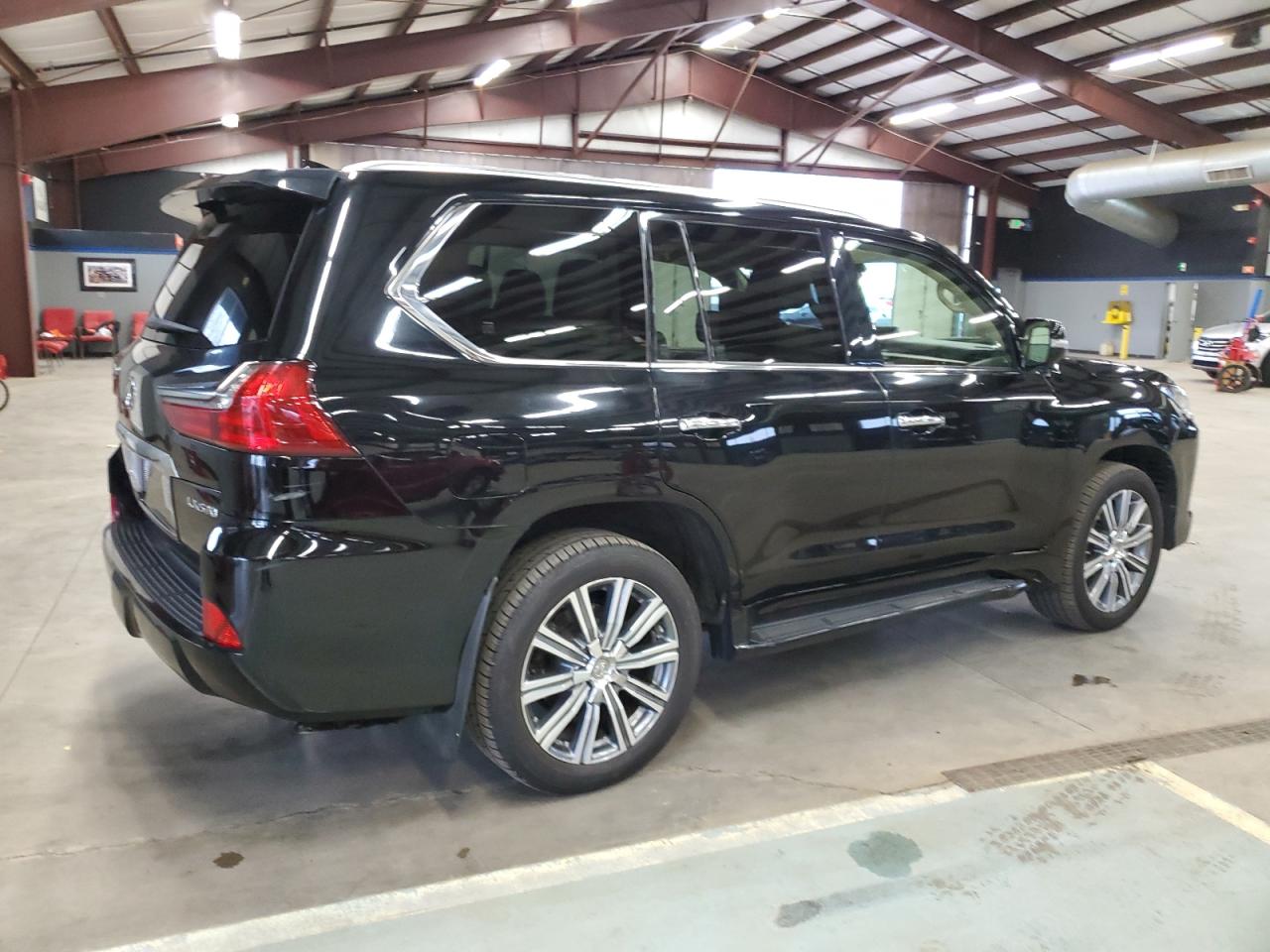 JTJHY7AX5G4190703 2016 Lexus Lx 570