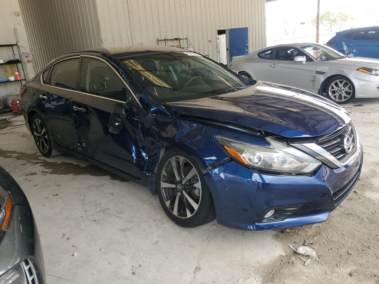 1N4AL3AP0HN311733 2017 Nissan Altima 2.5