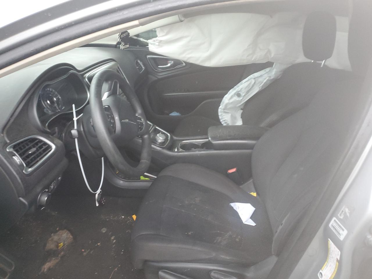 1C3CCCAB2FN631130 2015 Chrysler 200 Limited