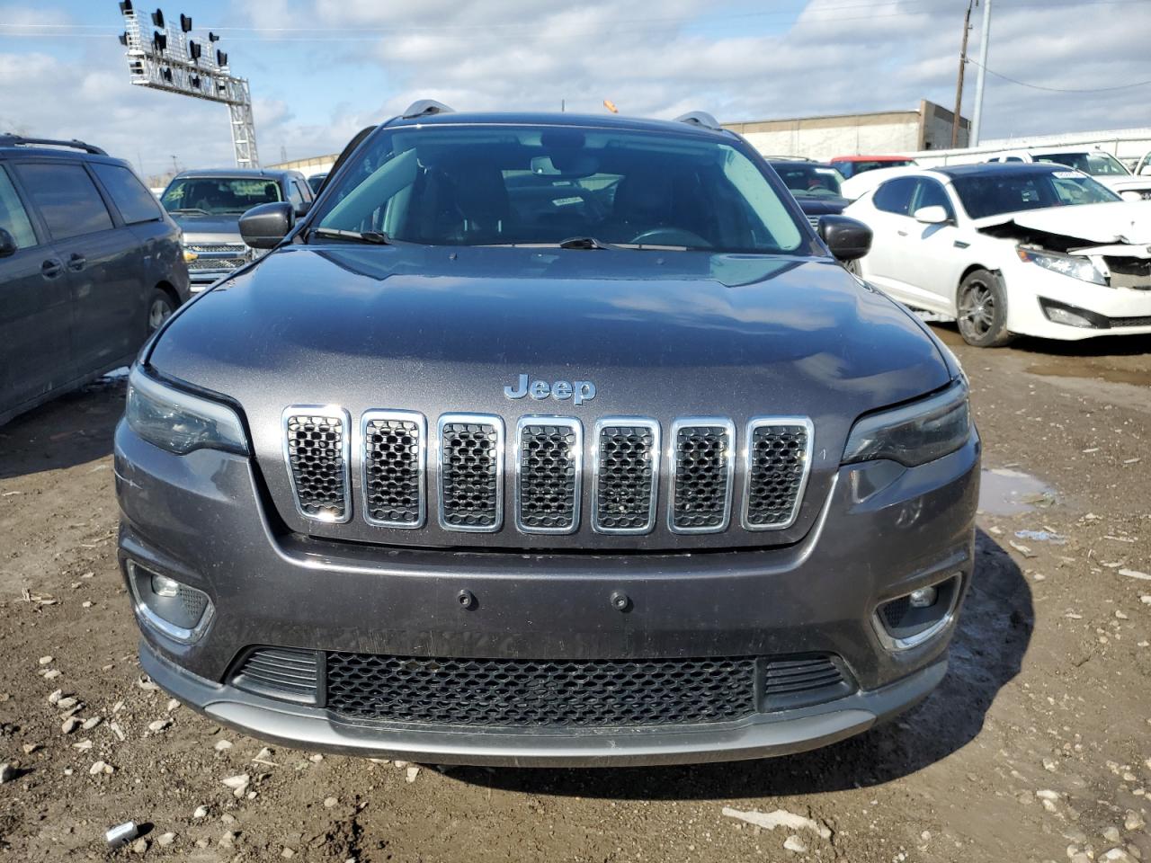 1C4PJMDX2KD374048 2019 Jeep Cherokee Limited