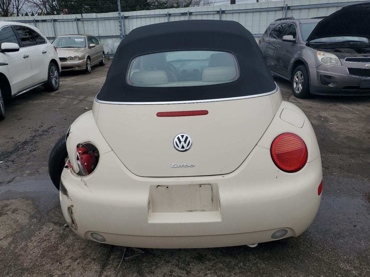 3VWCD31YX4M336584 2004 Volkswagen New Beetle Gls