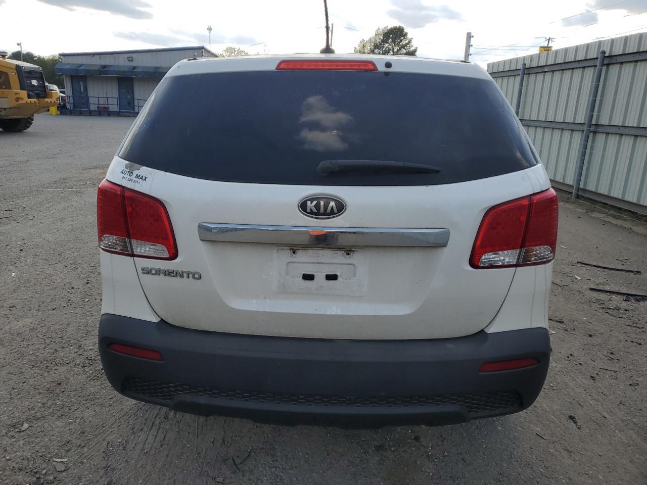 5XYKT3A14DG332483 2013 Kia Sorento Lx