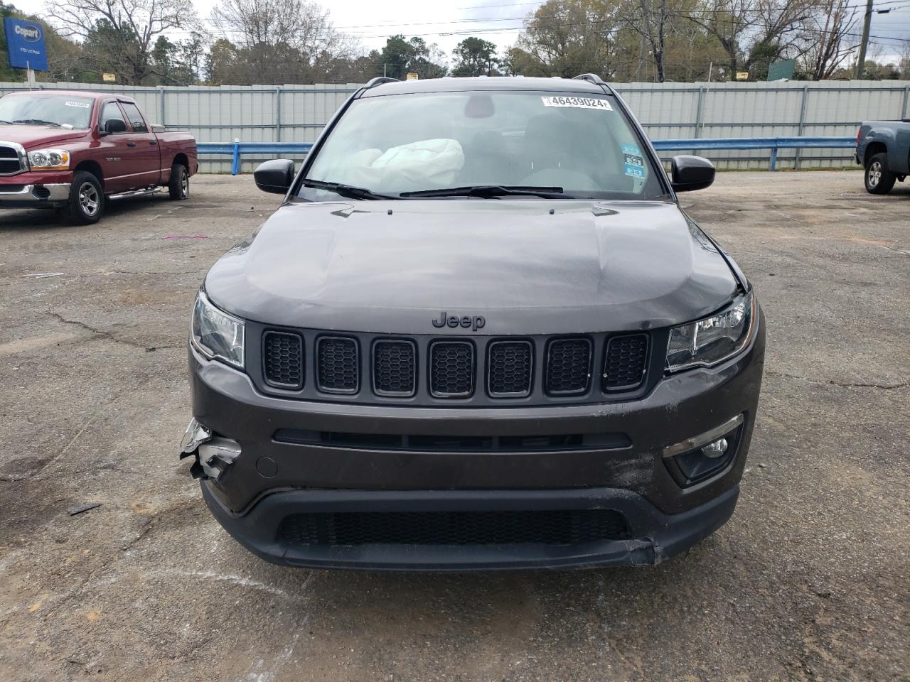 3C4NJCBB8LT118209 2020 Jeep Compass Latitude