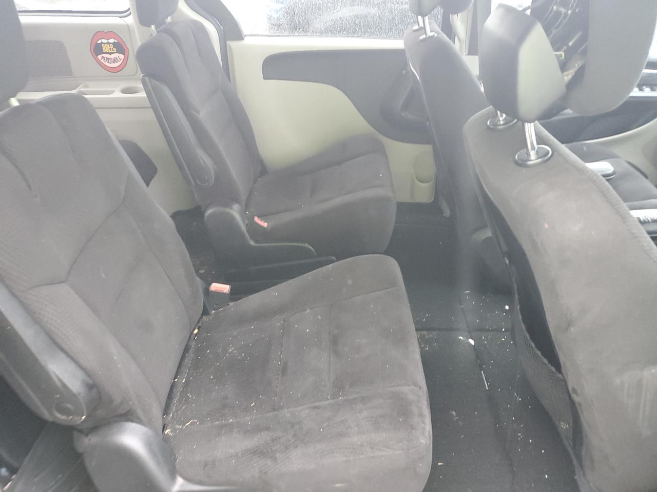 2C4RDGBG2FR512615 2015 Dodge Grand Caravan Se